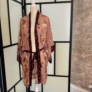 Xhilaration kimono